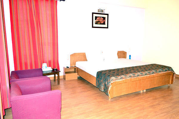 United 21 Resort Chail ภายนอก รูปภาพ